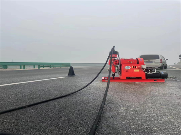 敖汉马路路基路面开裂下沉注浆加固灌浆